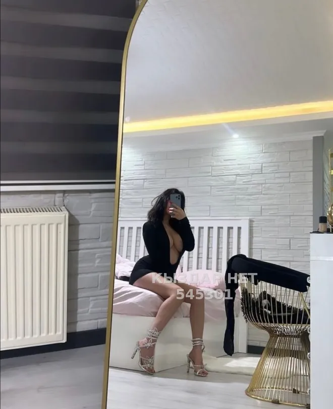 На Выезд Студентка Adelya